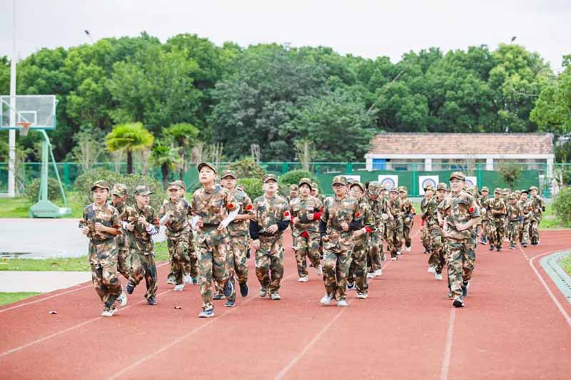 蘇州青少年戶外拓展活動(dòng)營(yíng)地教育暑期軍事夏令營(yíng)體驗(yàn)課火熱報(bào)名中