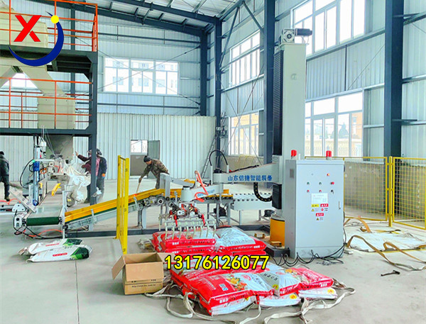 立柱機(jī)器人不懼嚴(yán)寒，在東北玉米行業(yè)碼垛案例